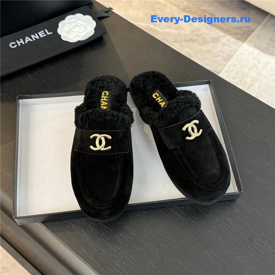 CC lambswool shoes