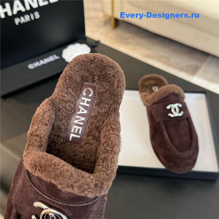 CC lambswool shoes