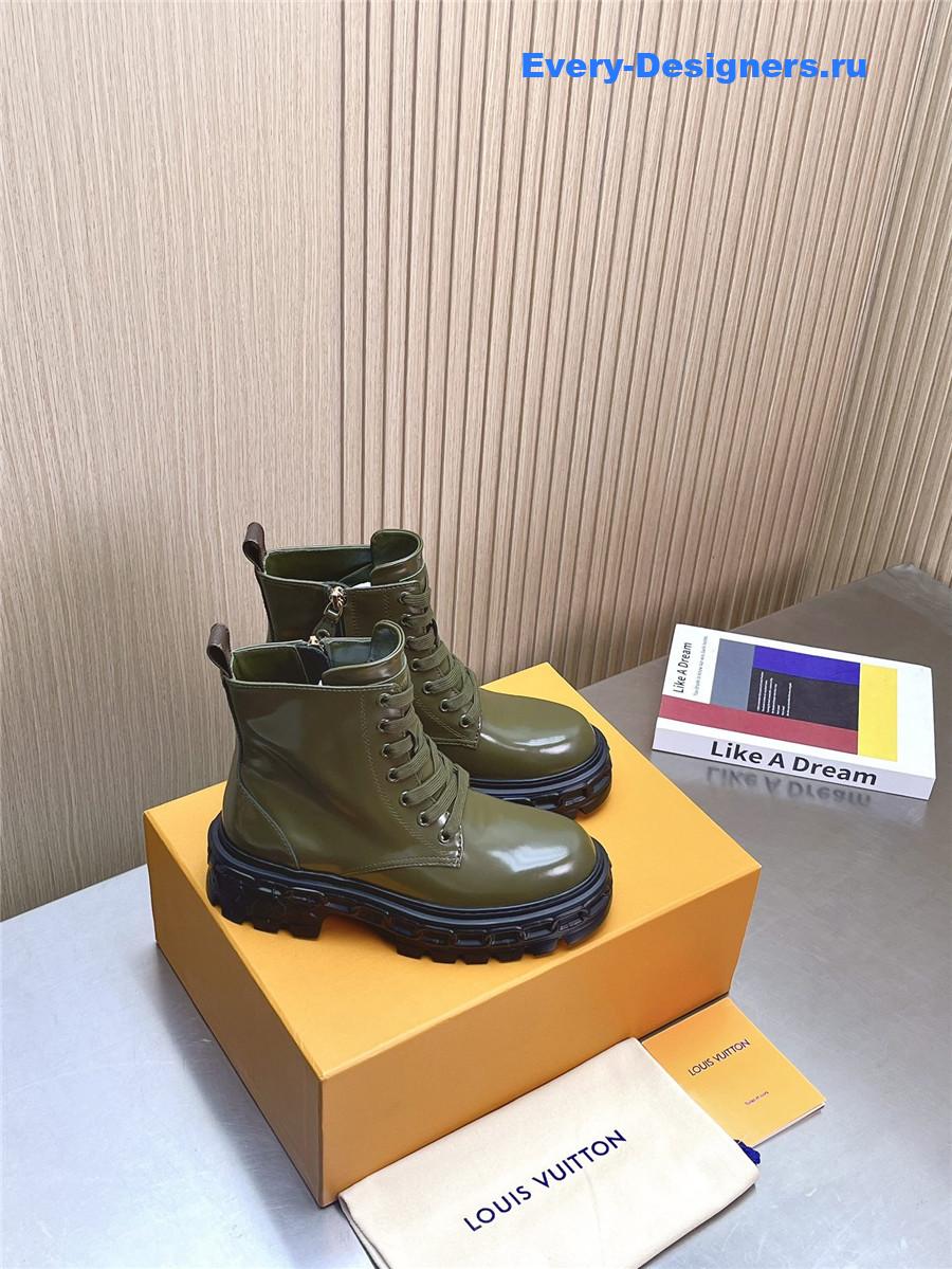 l0vis Vvtt0n patent leather platform ankle boots