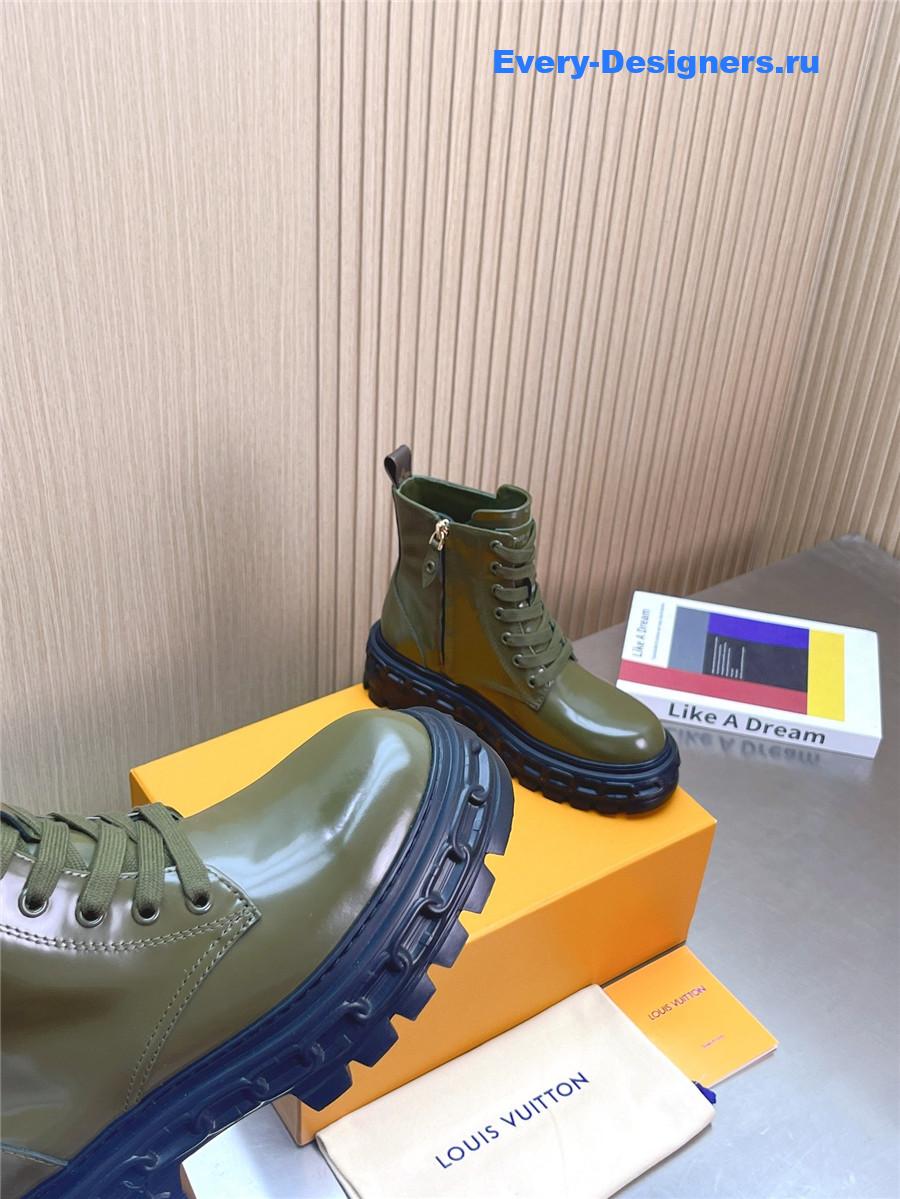 l0vis Vvtt0n patent leather platform ankle boots