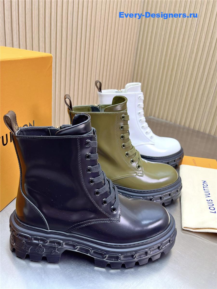 l0vis Vvtt0n patent leather platform ankle boots