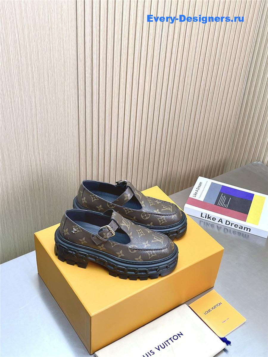 l0vis Vvtt0n monogram record mary jane shoes