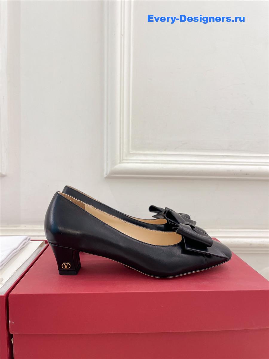 Va1e*ntin0 bowow pump in kidskin 45mm black