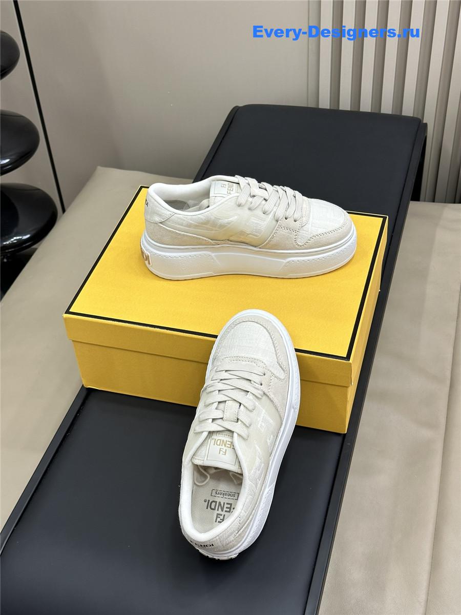 F**di logo match beige sneakers