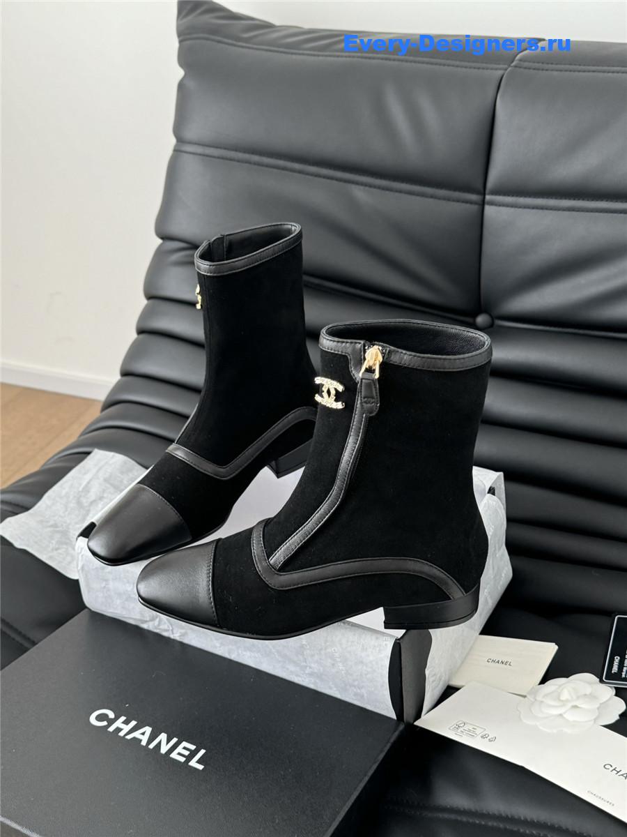 Ch**el logo black sedue leather ankle boots