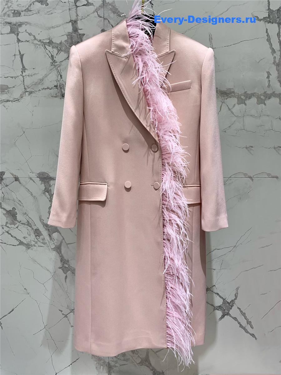 Va1e*ntin0 ostrich fur coat