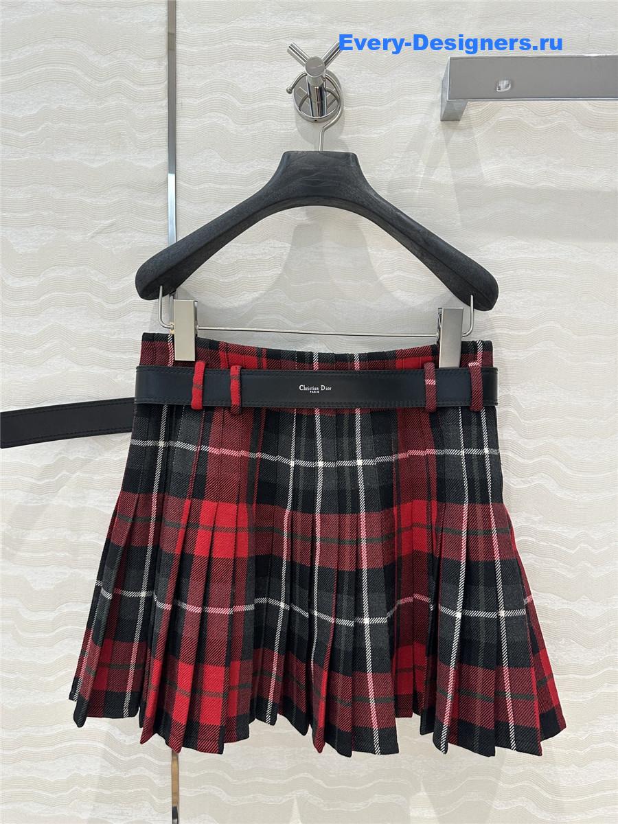 D10r belted pleated skirt