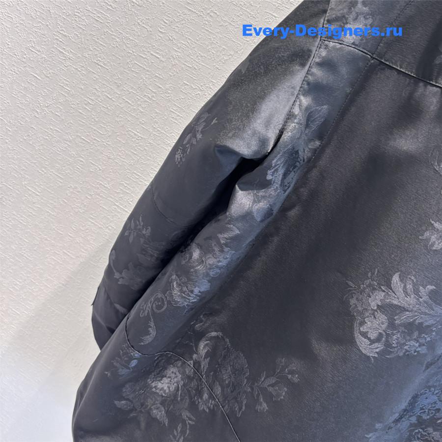 Pra*a stand collar printed chinese down jacket