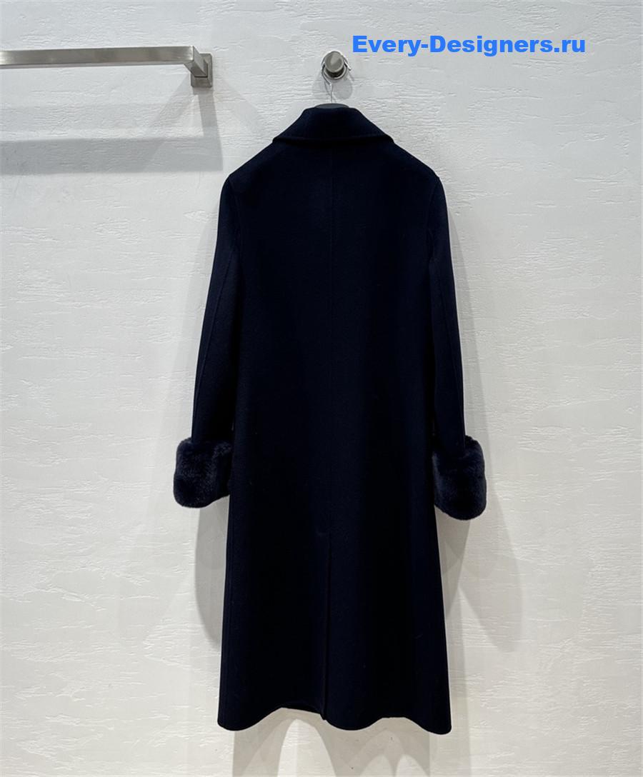 D10r double-breasted cashmere coat