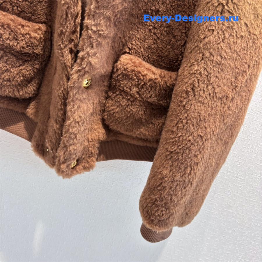 Ce1i*e curly crew neck coat