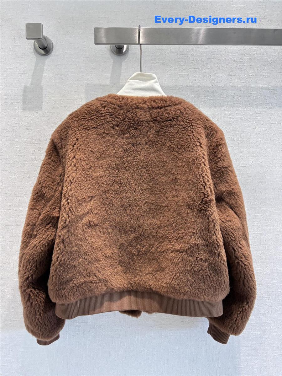 Ce1i*e curly crew neck coat