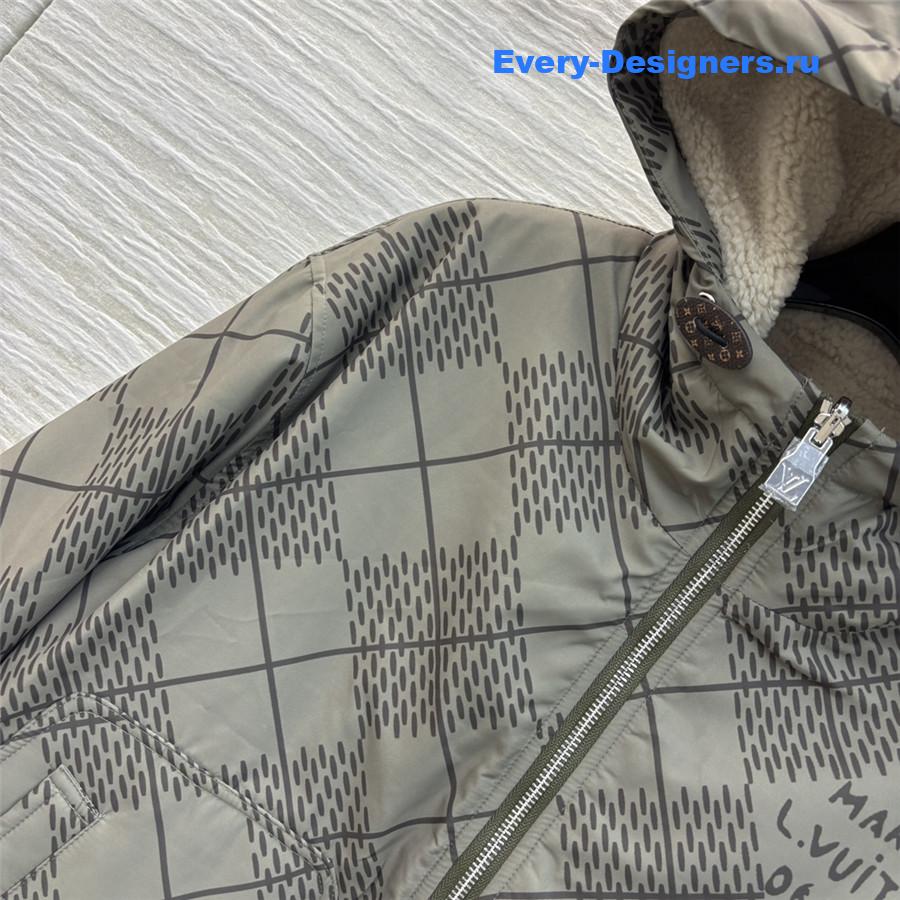 l0vis Vvtt0n lv lambskin coat