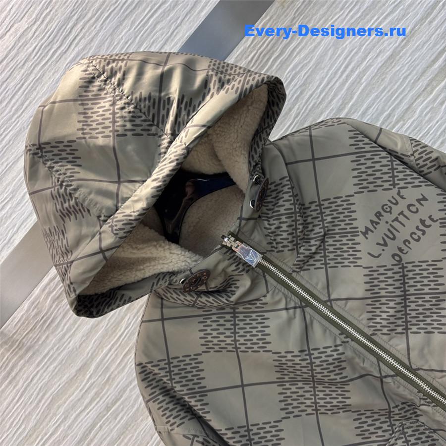 l0vis Vvtt0n lv lambskin coat