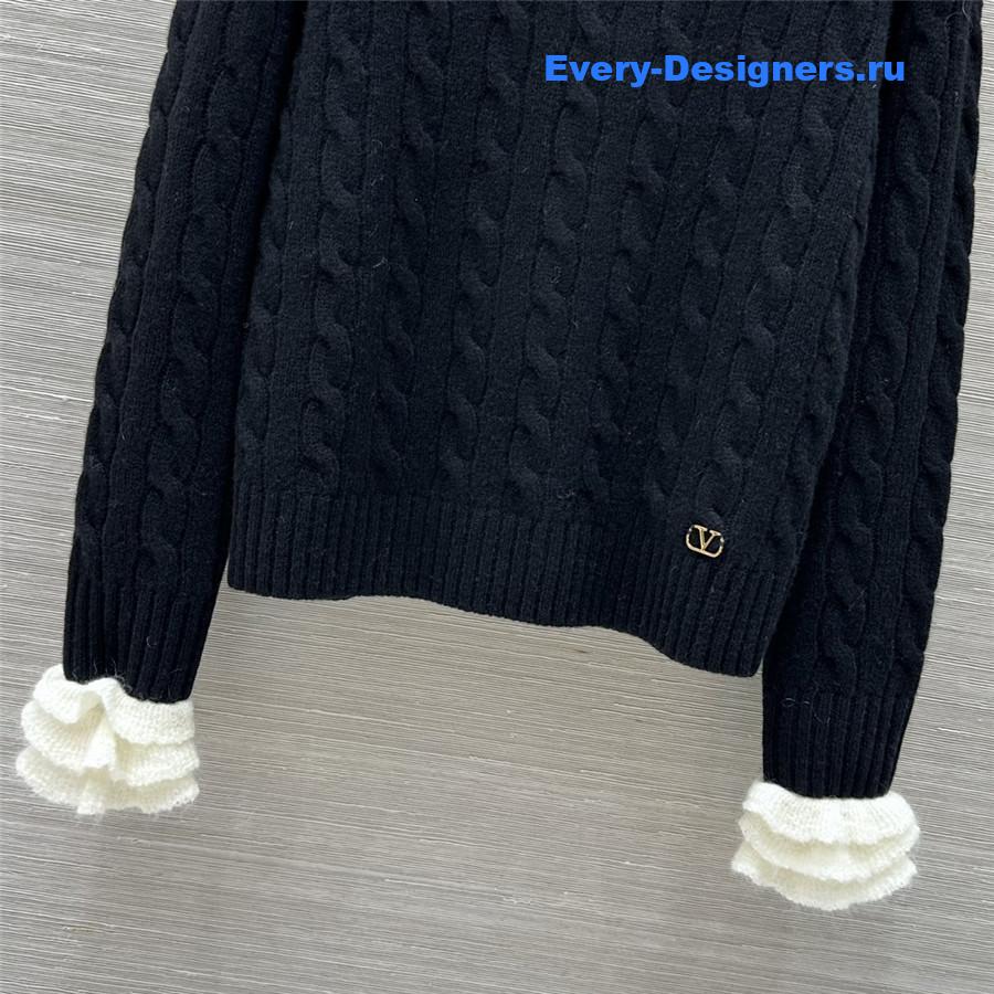 Va1e*ntin0 lace cuffs cashmere sweater black