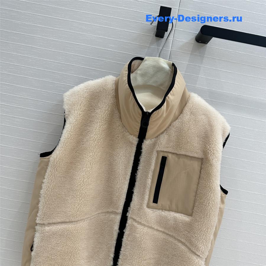 L0r0 P1ana vest jacket