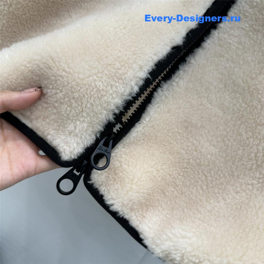 L0r0 P1ana vest jacket