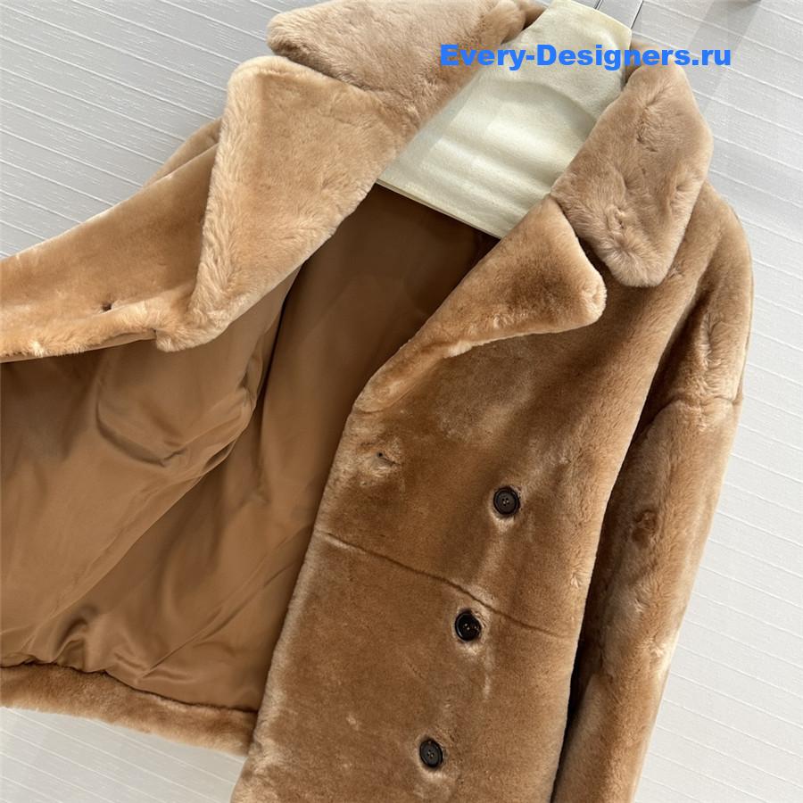 M1um1u short fur coat