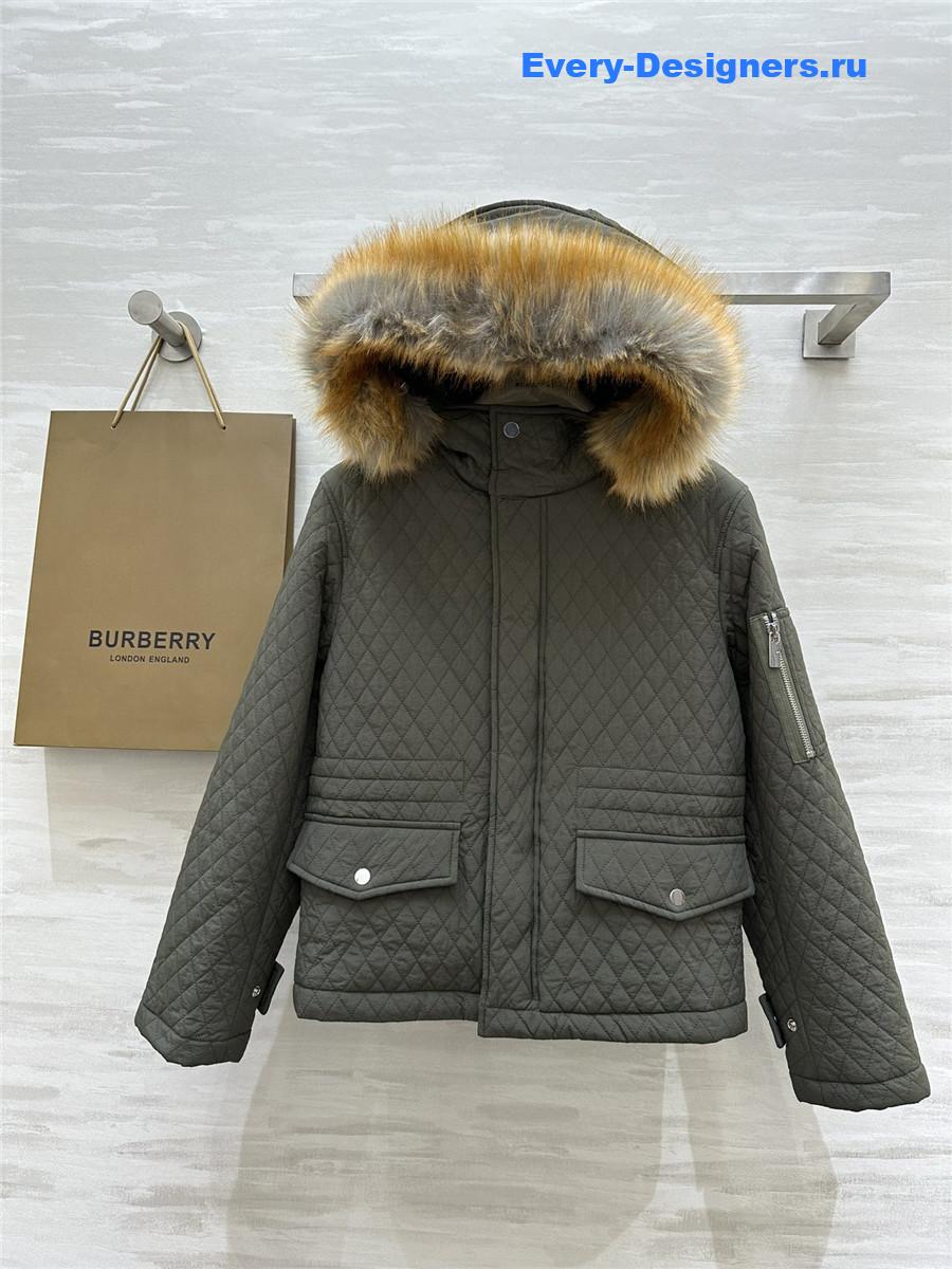 bv*b*rry D1am0nd quilted hooded jacket
