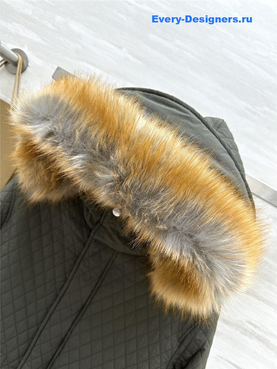 bv*b*rry D1am0nd quilted hooded jacket