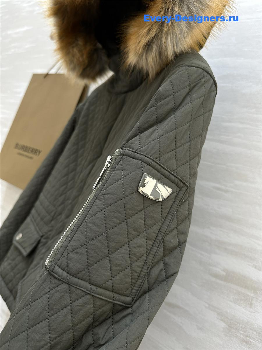 bv*b*rry D1am0nd quilted hooded jacket