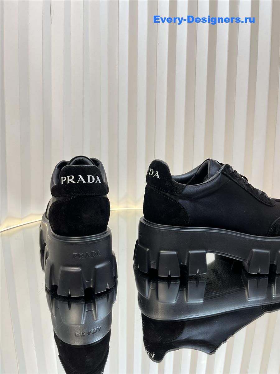 Pra*a suede low top platform sneakers black/grey