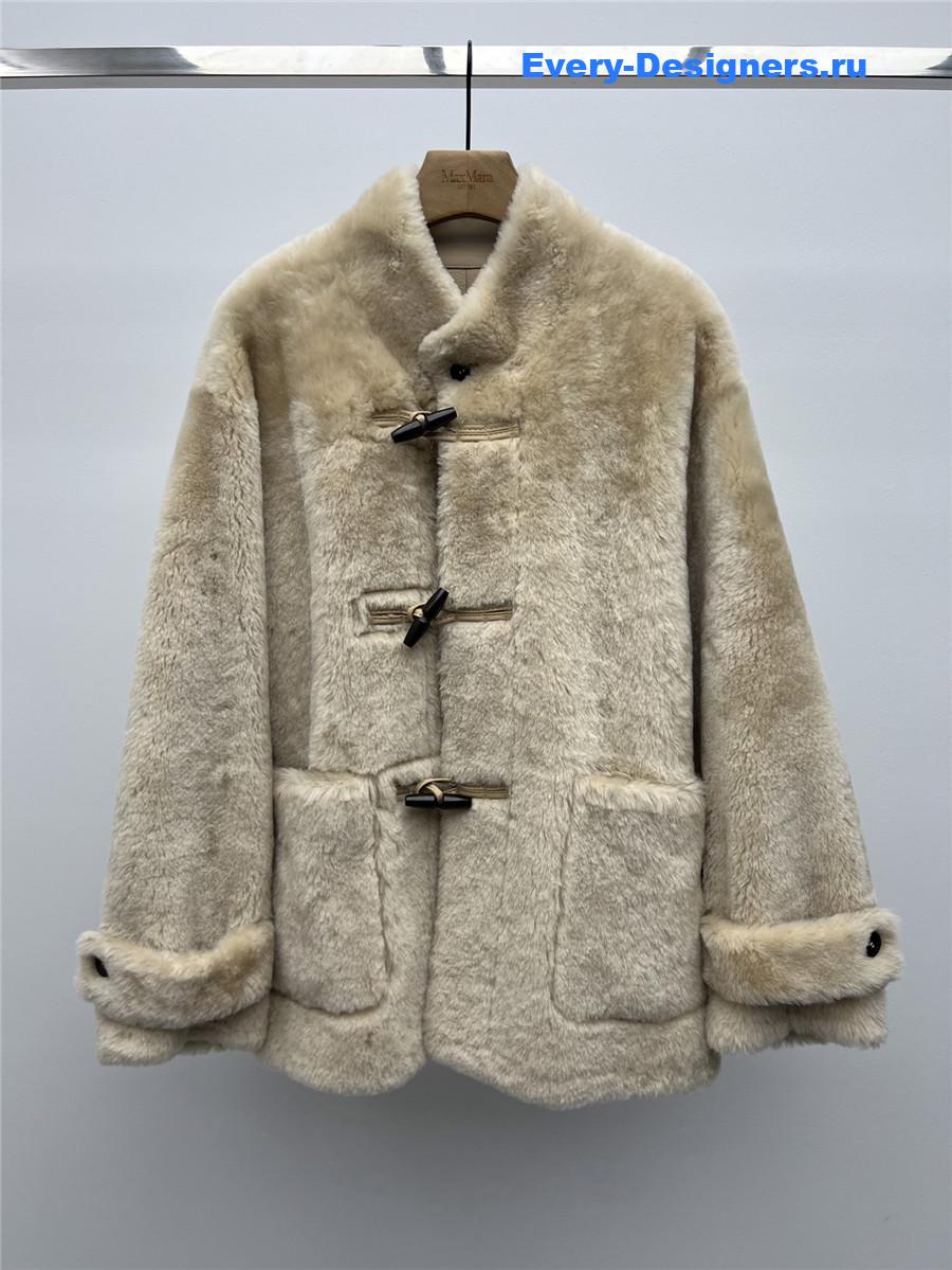 Vanitoo mid-length shearling coat