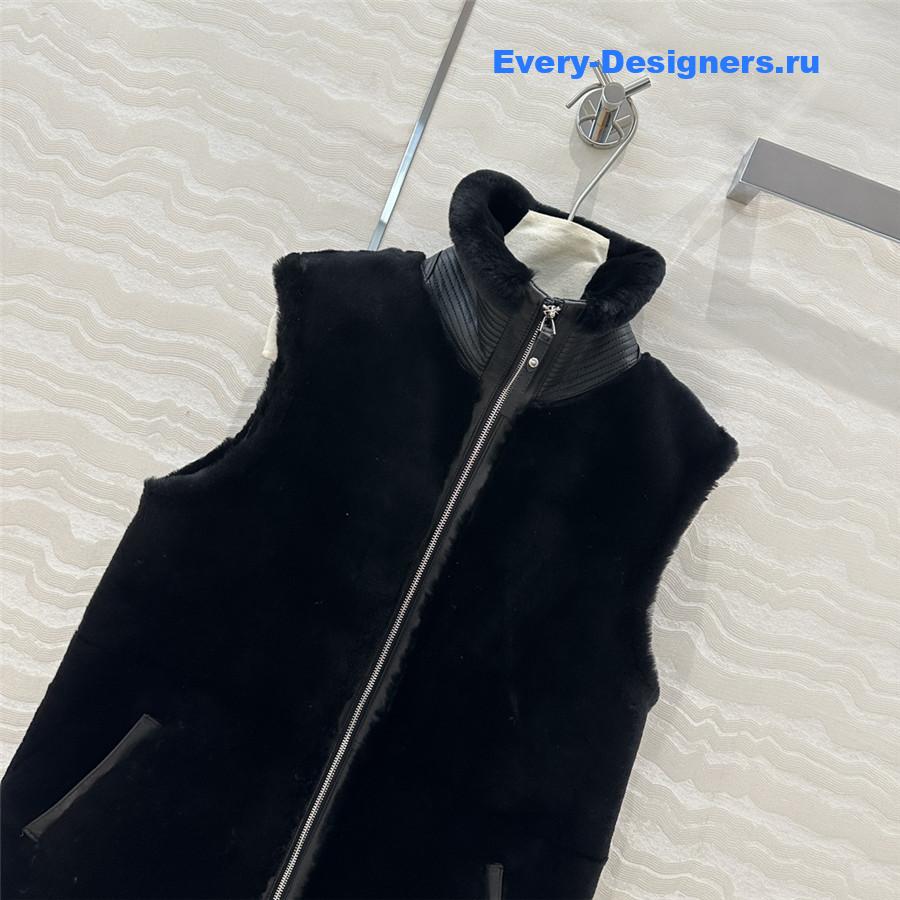 H**me5 reversible shearling vest