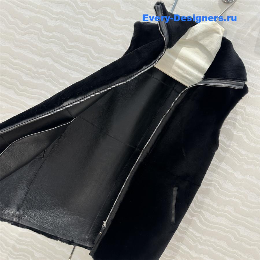 H**me5 reversible shearling vest