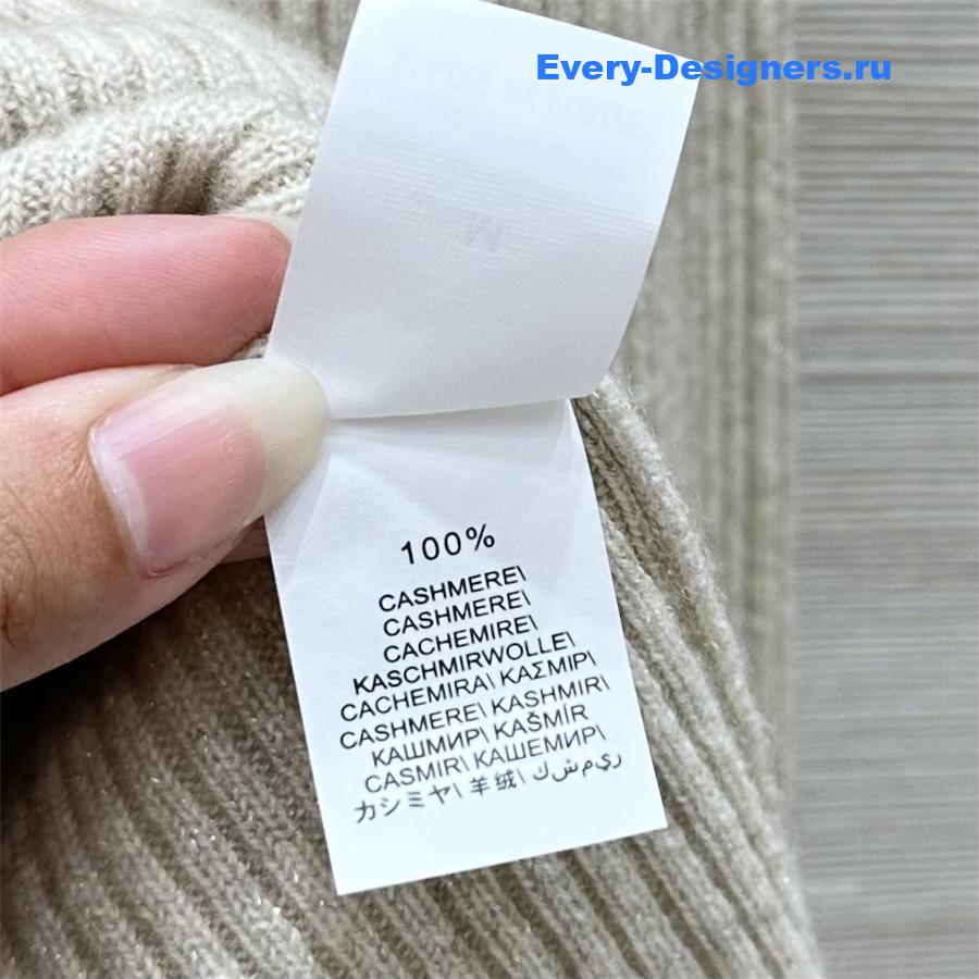 BC Half-Zip Hooded Cashmere Sweater off-white