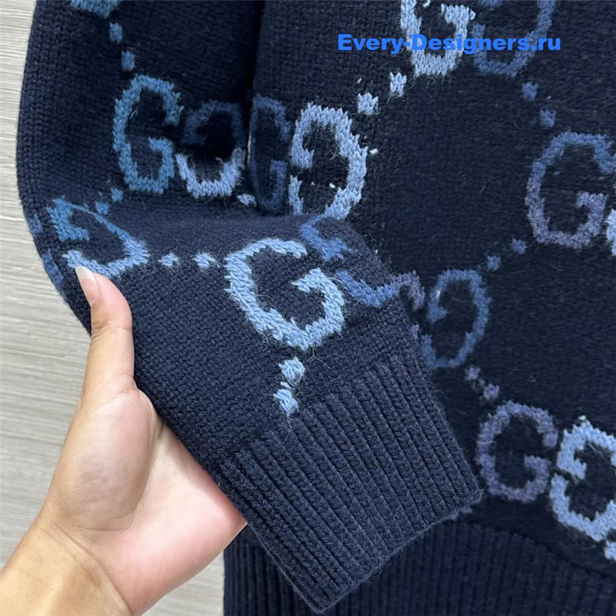 Gvc*1 gg jacquard sweater in navy