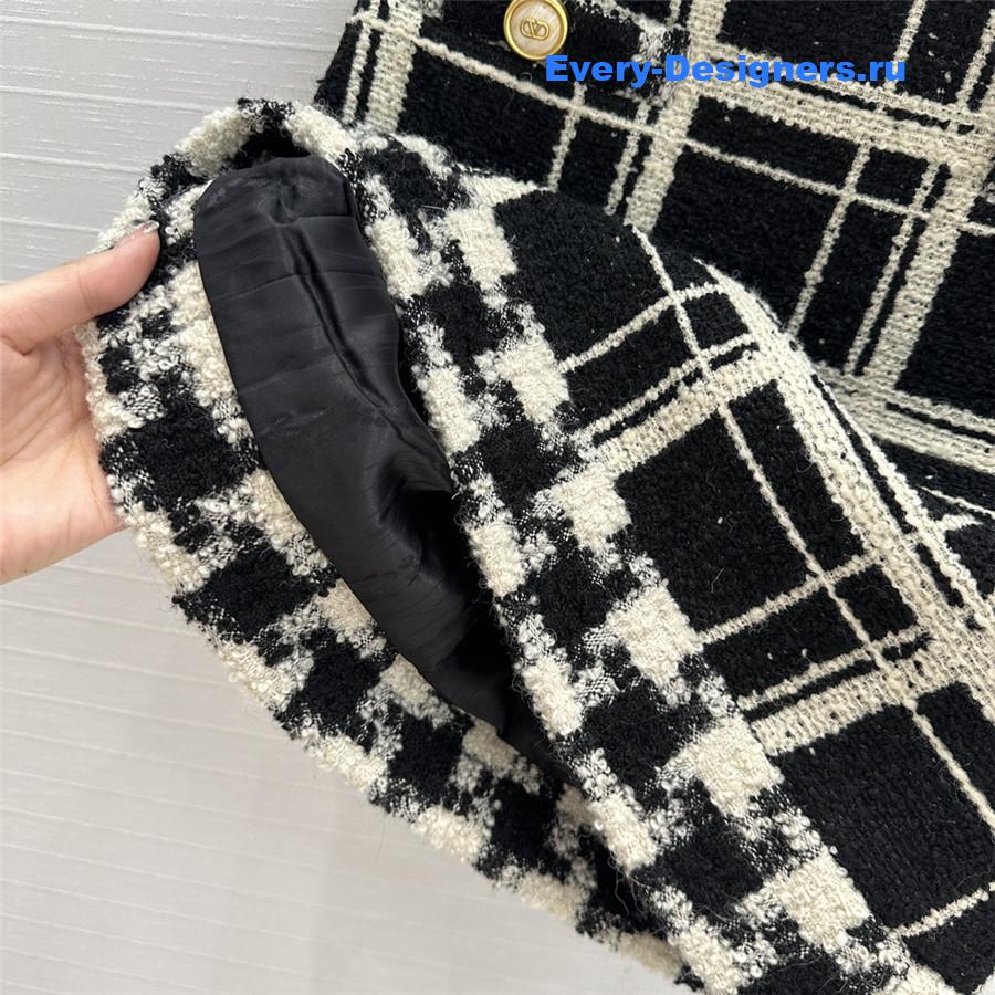 Va1e*ntin0 large check tweed skirt