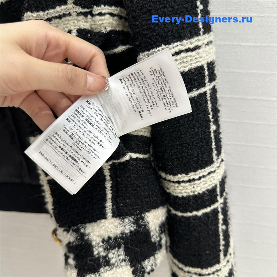 Va1e*ntin0 tweed stand collar jacket