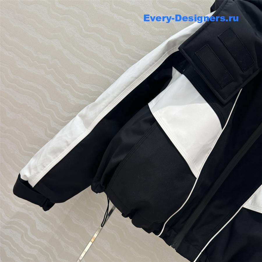 A1exa*der wang hooded jacket