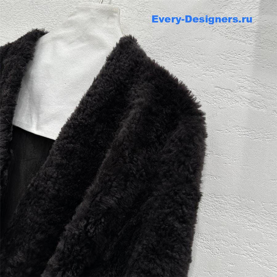 L0r0 P1ana shearling coat