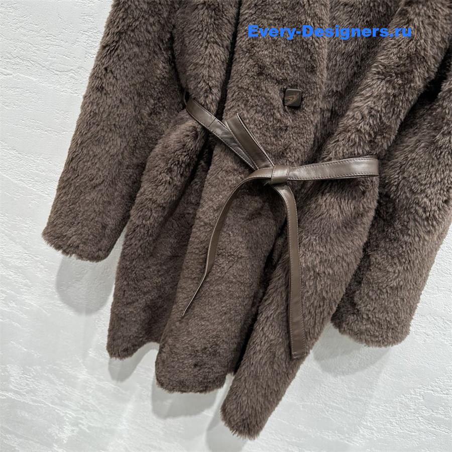 L0r0 P1ana shearling coat