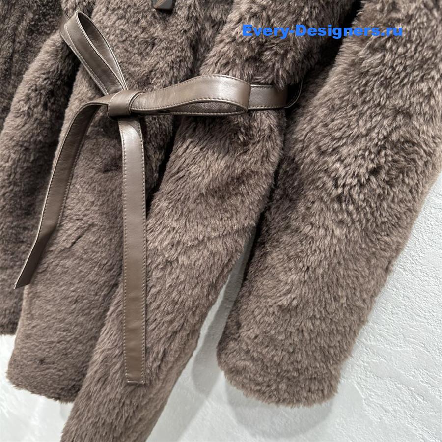 L0r0 P1ana shearling coat