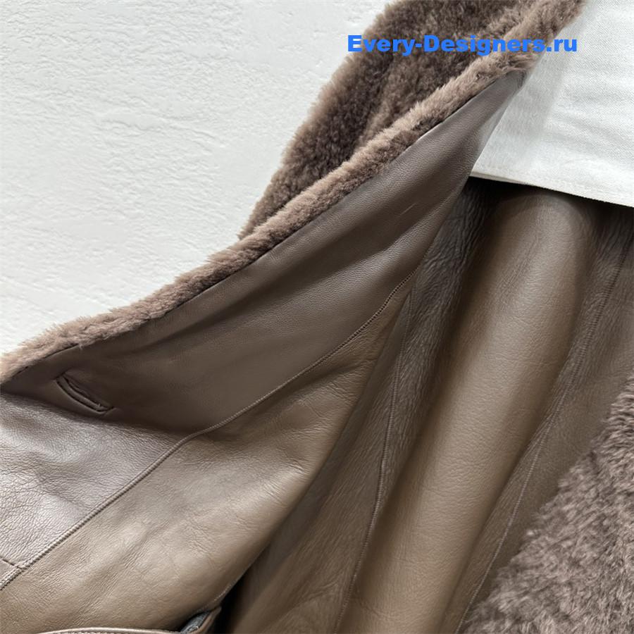 L0r0 P1ana shearling coat