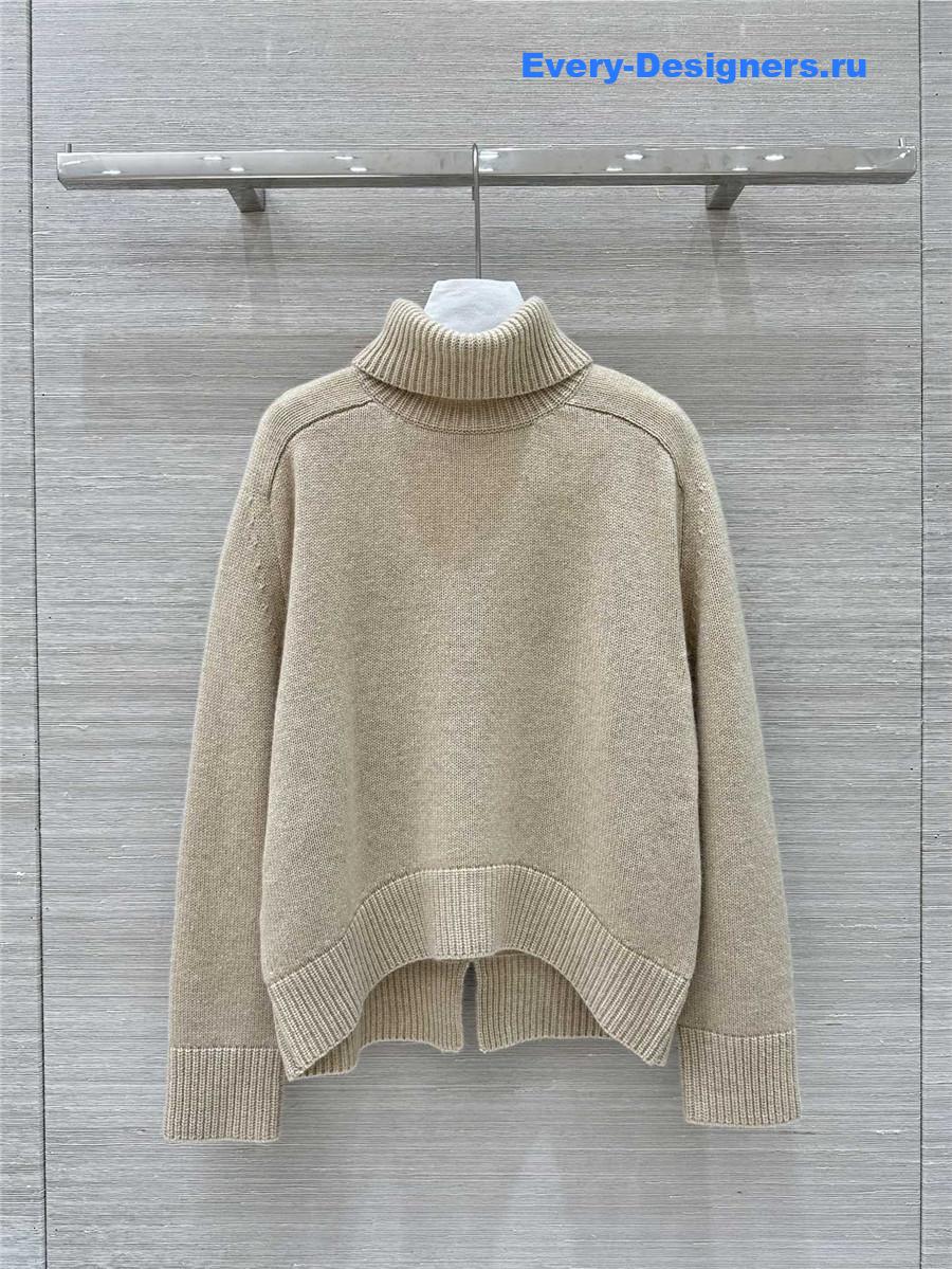L0r0 P1ana beige cashmere turtleneck sweater