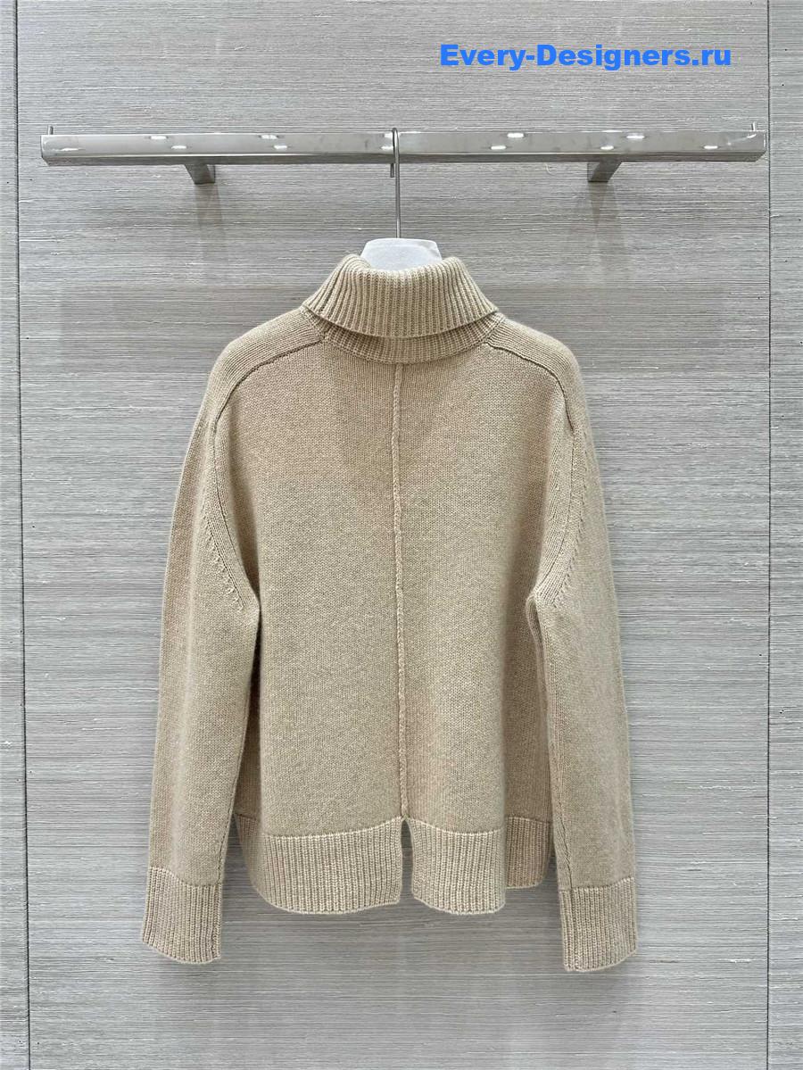 L0r0 P1ana beige cashmere turtleneck sweater