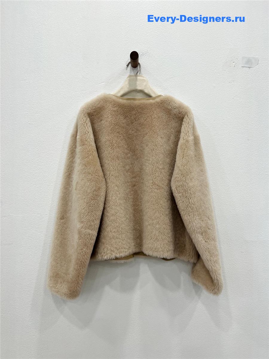 Vanitoo shearling coat
