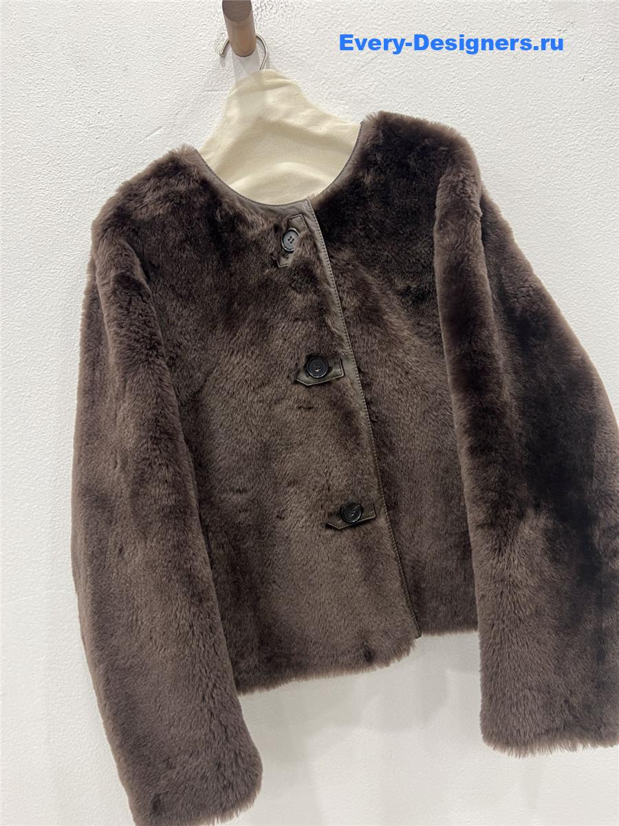 Vanitoo shearling coat