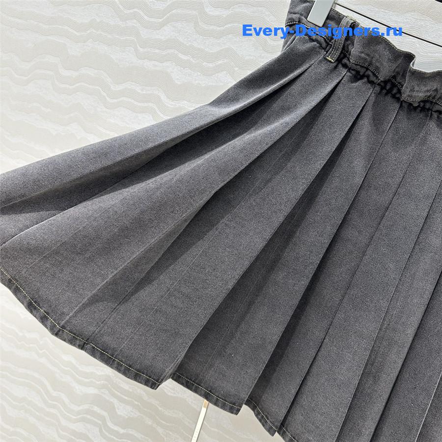 M1um1u waist pleated long skirt