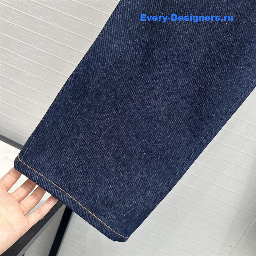 Ch**el straight jeans