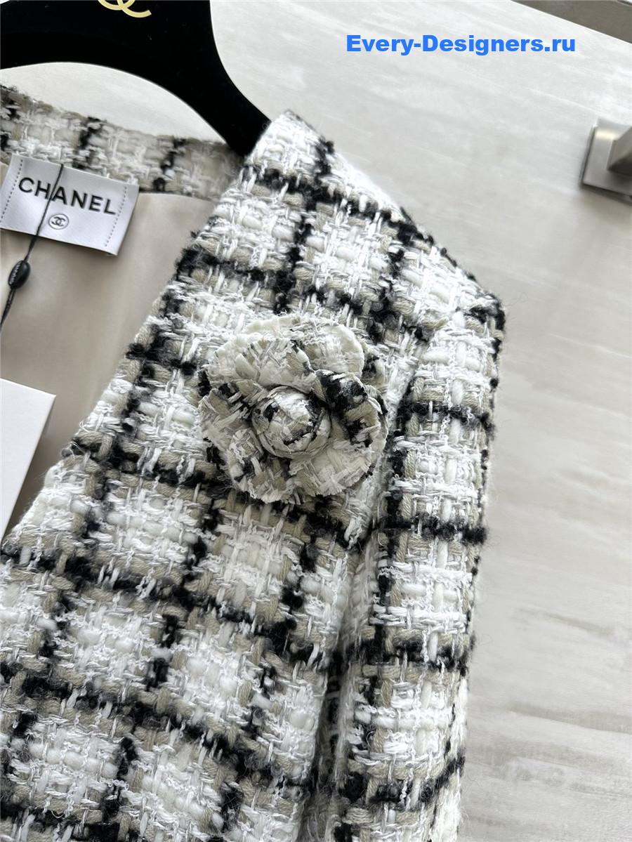 Ch**el wool soft tweed v-neck coat