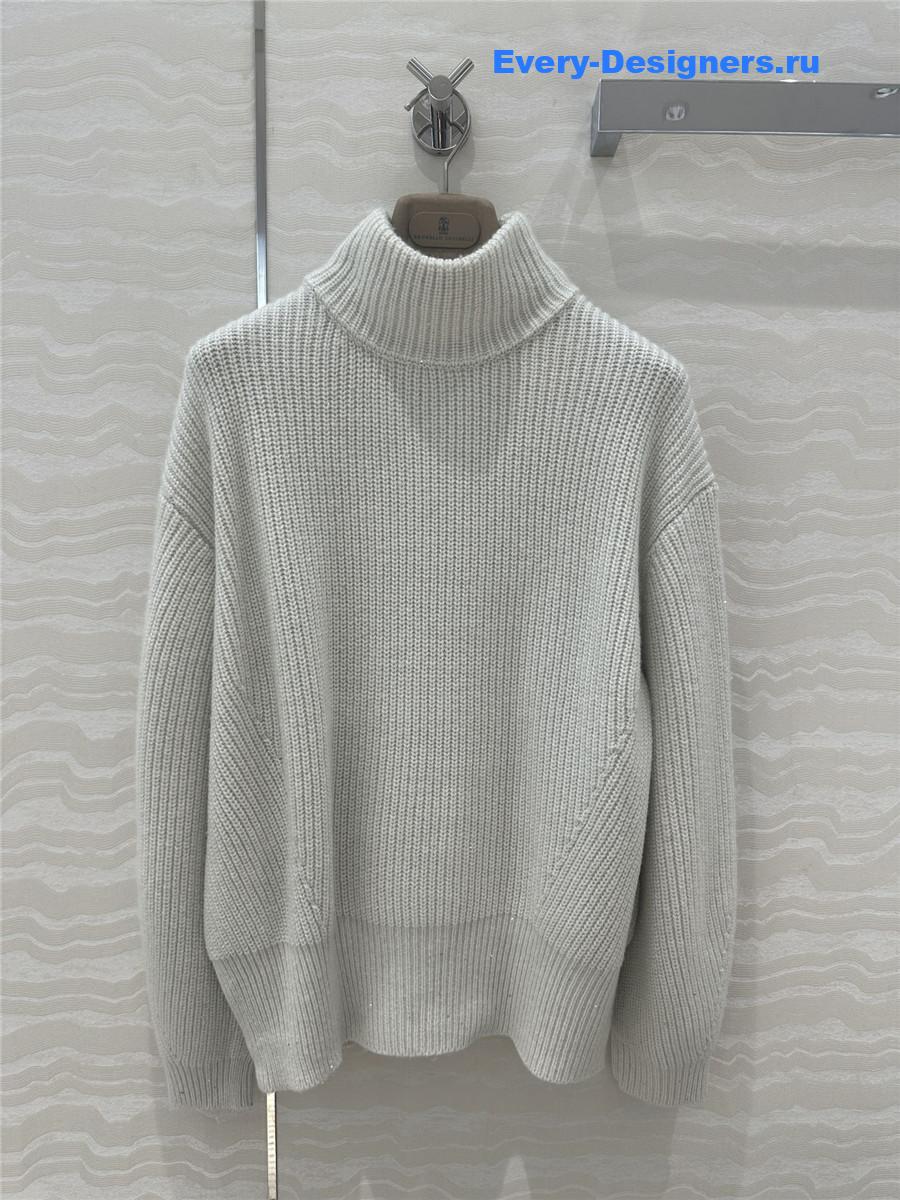 BC Turtleneck Cashmere Sweater off-white