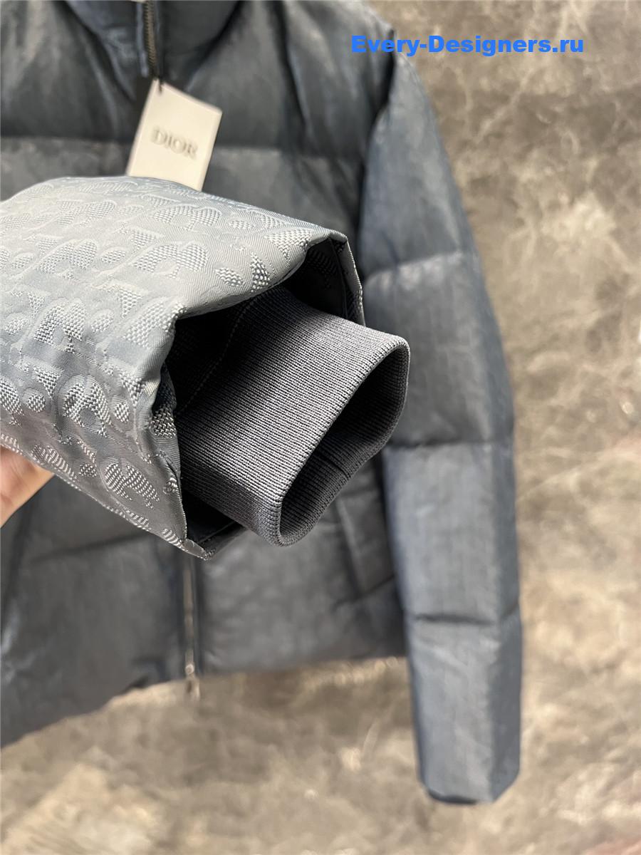 D10r monogram stand collar down jacket