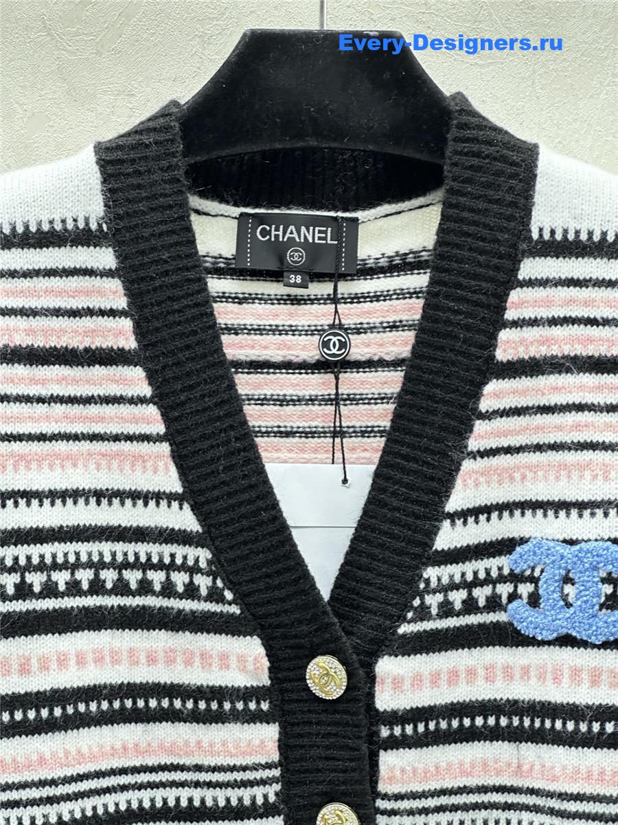 Ch**el logo multicolor stripe wool cardigan