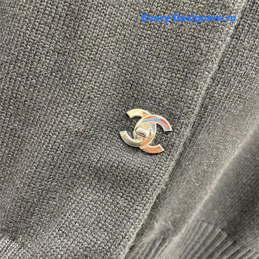 Ch**el vintage cashmere cardigan black