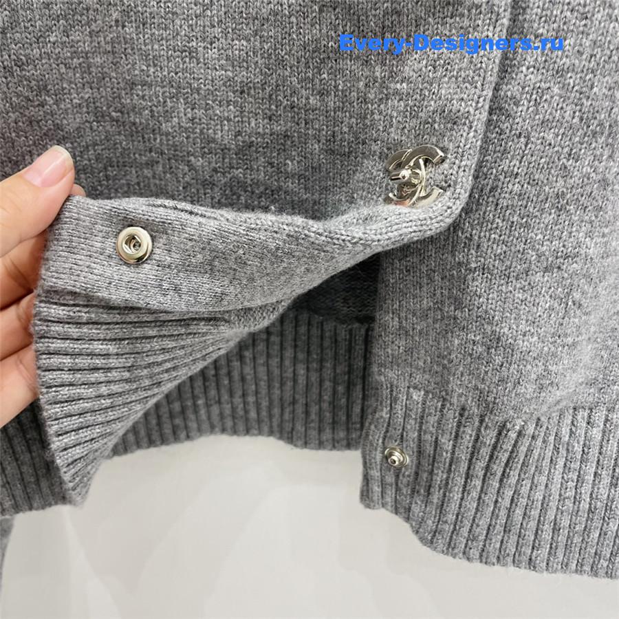 Ch**el vintage cashmere cardigan grey