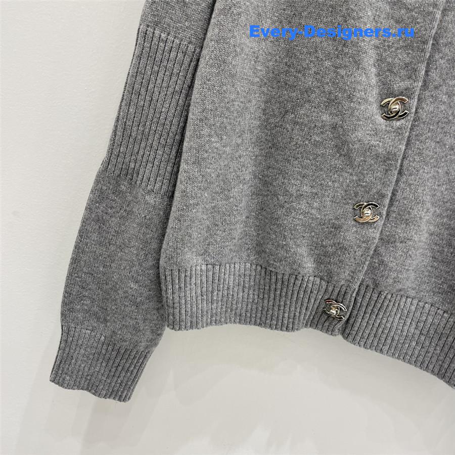 Ch**el vintage cashmere cardigan grey
